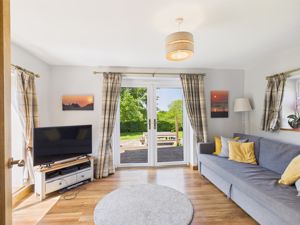 Sitting room- click for photo gallery